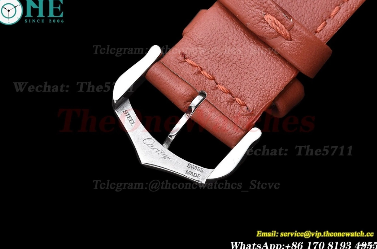 Tank Strap Quartz K11F On Red Leather White Must dial Small 0404